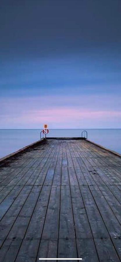 Strandbadsgarden B&B Löderup Dış mekan fotoğraf