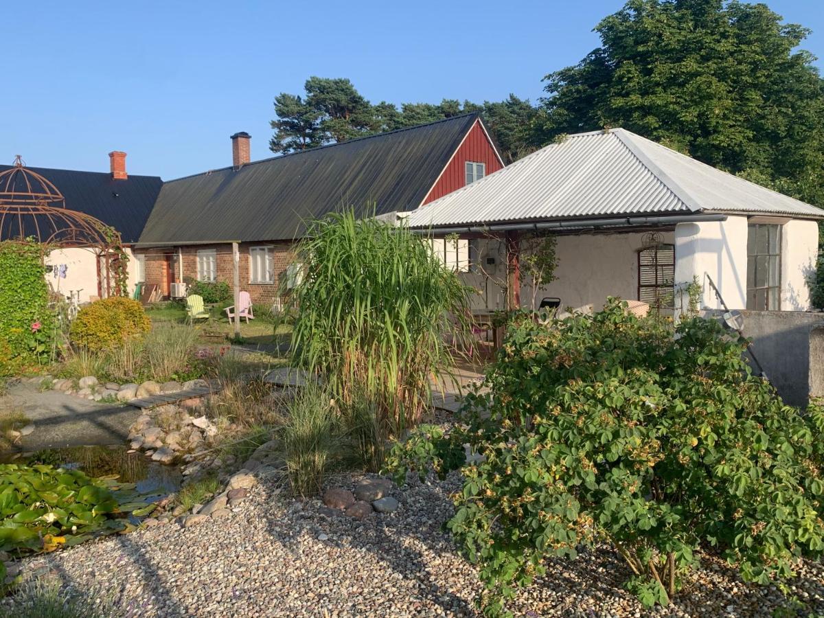 Strandbadsgarden B&B Löderup Dış mekan fotoğraf